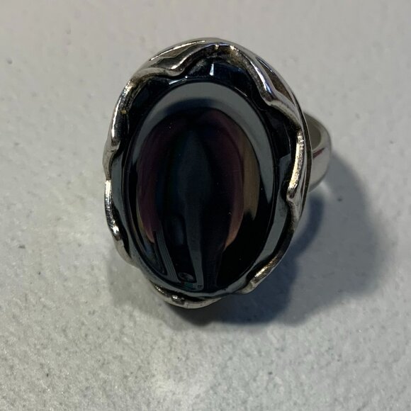 Whiting & Davis Jewelry - Vintage Whiting & Davis Hematite and silver cocktail ring